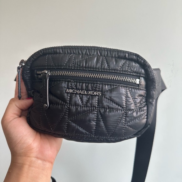 Michael Kors Belt bag - Picture 3 of 6